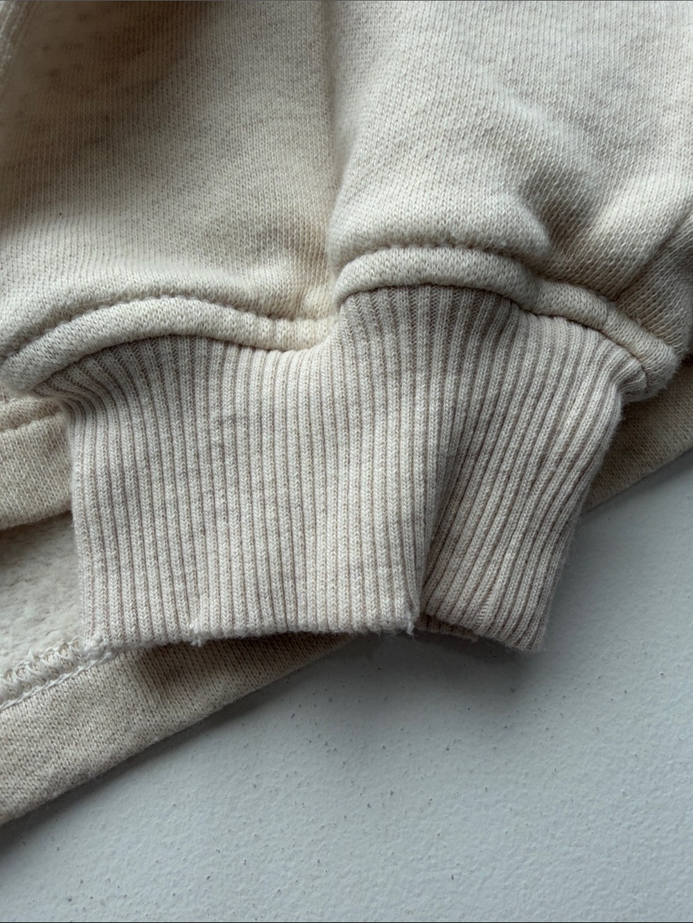 Aerie NWOT First class sweatshirt color cream size medium - Picture 11 of 16